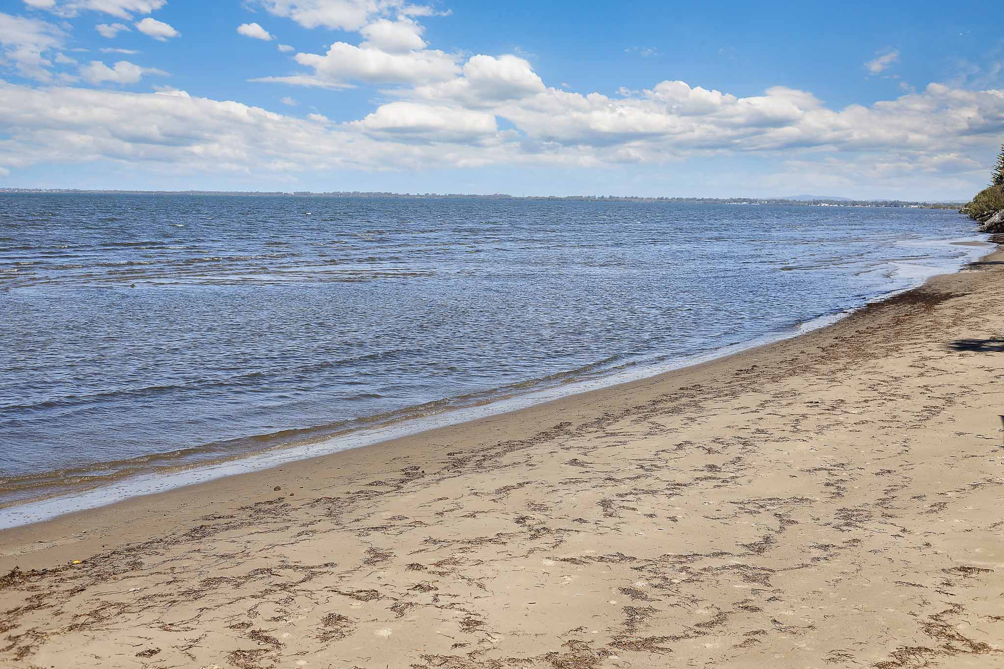 Seabreeze Land Estate 415m2 – 700m2