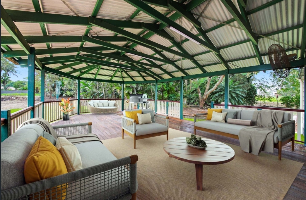 Unique Storybook Cottage – Horse Friendly 5017m2 Acreage + studio, pool and more