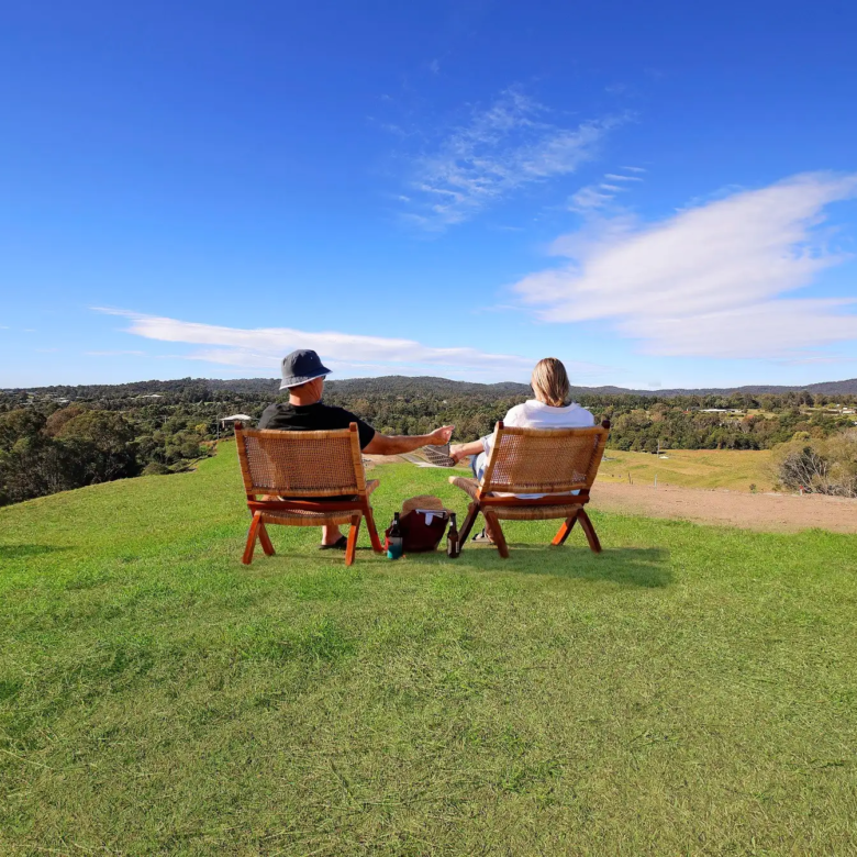 Elevated 4000sqm lots walking distance to Samford Village