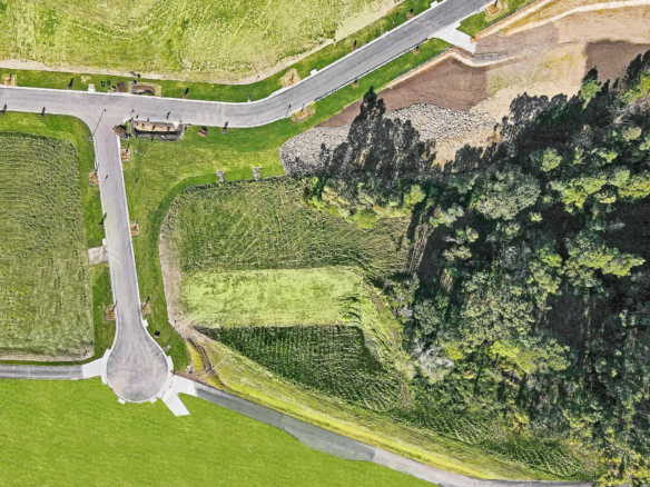 Elevated 4000sqm lots with spectacular views.
