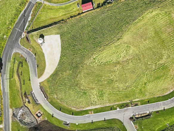 Elevated 4000sqm lots with spectacular views.